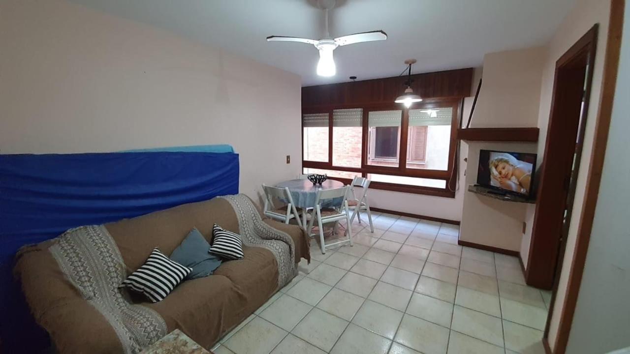 Apartamento Na Praca Do Farol - 1 Dormitorio Box Disponivel De 20 Dezembro A 10 Marco Capao da Canoa Luaran gambar